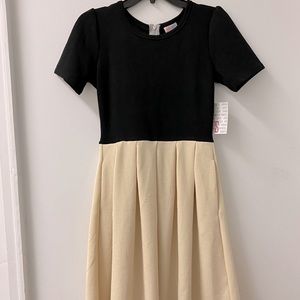 Lularoe NWT Amelia Dress Size Small Black & Cream
